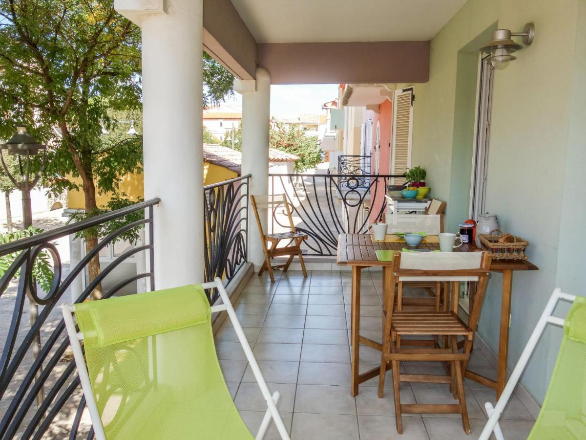 Apartment Le Madrilene By Interhome Saint-Cyr-sur-Mer Exterior foto
