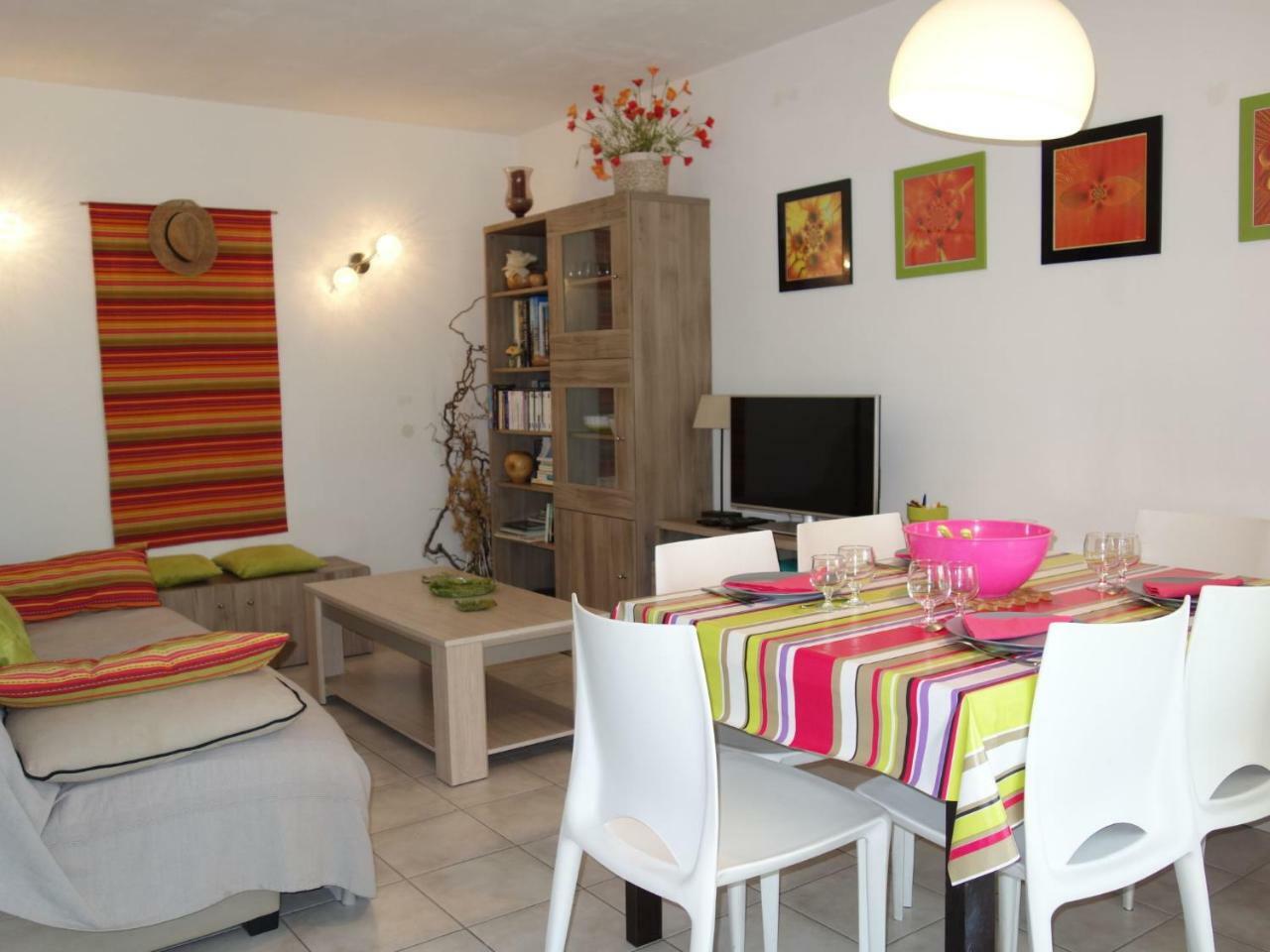 Apartment Le Madrilene By Interhome Saint-Cyr-sur-Mer Exterior foto